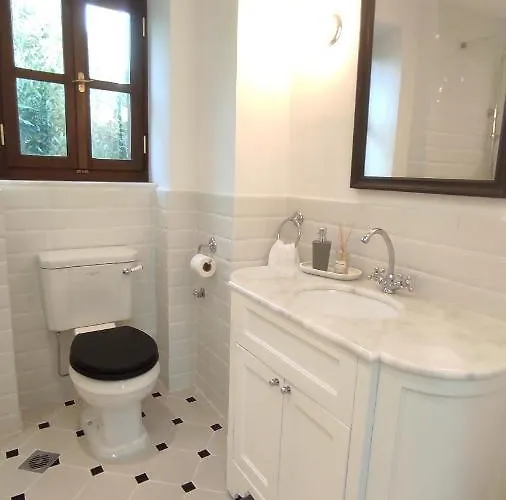 Marietta's House Case de vacanță